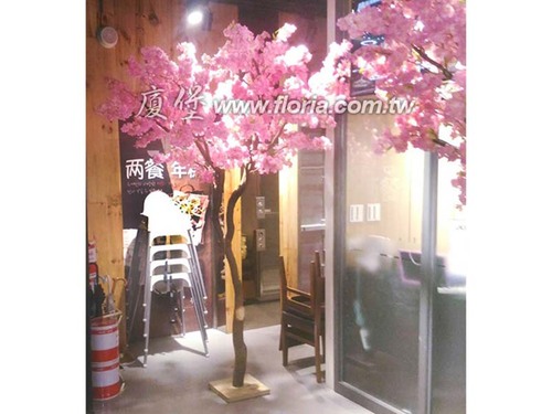 【 兩餐韓國辣炒年糕 基隆店 】