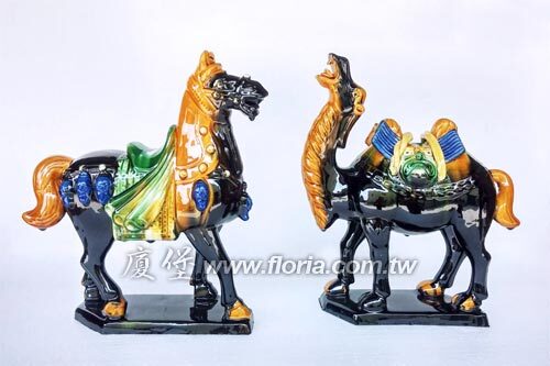 精美唐三彩/馬擺飾品 